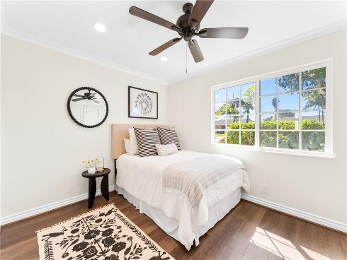 5631  Nevada  , Huntington Beach, CA