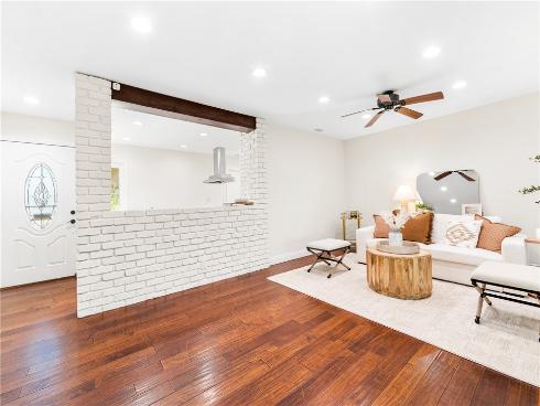 5631  Nevada  , Huntington Beach, CA