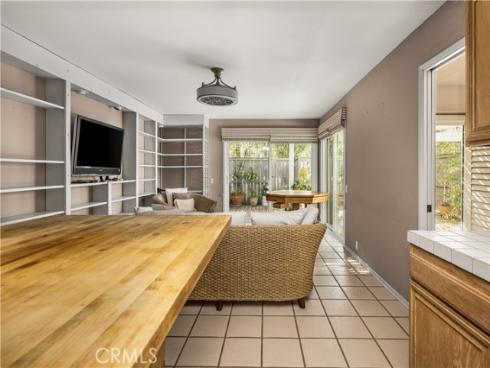 19731  Shorecliff  , Huntington Beach, CA