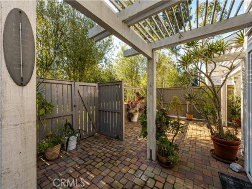 19731  Shorecliff  , Huntington Beach, CA