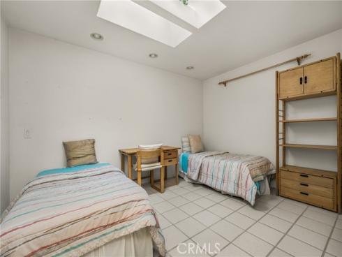 19731  Shorecliff  , Huntington Beach, CA