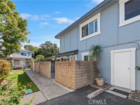 16406  Vista Roma  # 115 , Huntington Beach, CA