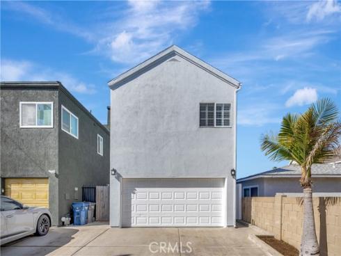 1208  California   Street, Huntington Beach, CA