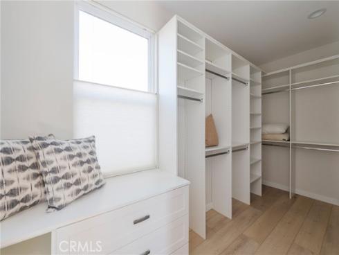 813  13th Street  , Huntington Beach, CA