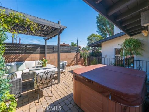 813  13th Street  , Huntington Beach, CA