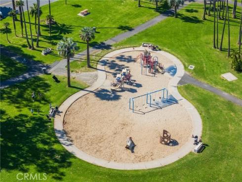 813  13th Street  , Huntington Beach, CA