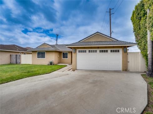 15501  Eliot  , Huntington Beach, CA