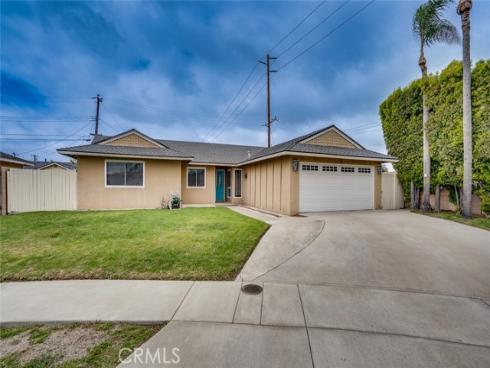 15501  Eliot  , Huntington Beach, CA