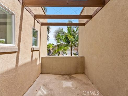 16841  Roosevelt  , Huntington Beach, CA