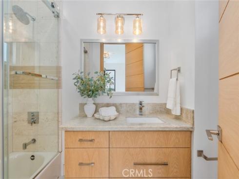 520  11th   Street, Huntington Beach, CA