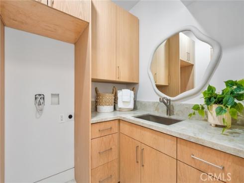 520  11th   Street, Huntington Beach, CA