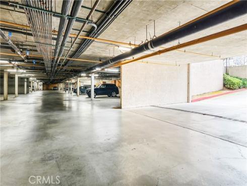 4561  Warner  302 , Huntington Beach, CA