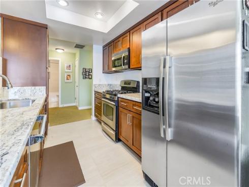 4561  Warner  302 , Huntington Beach, CA