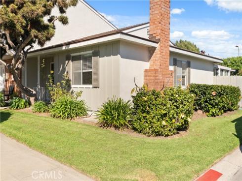 21135  Freeport  , Huntington Beach, CA