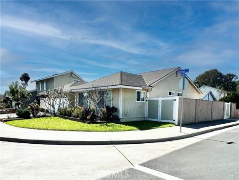 17171  Erwin  , Huntington Beach, CA