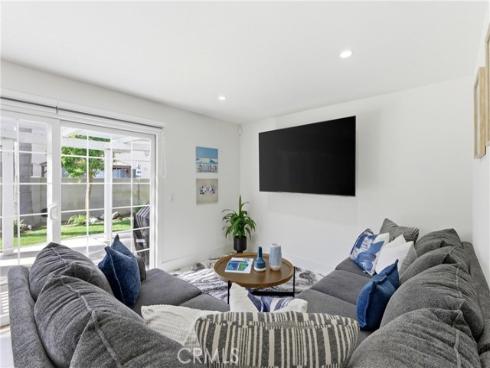 20621  Reef   Lane, Huntington Beach, CA