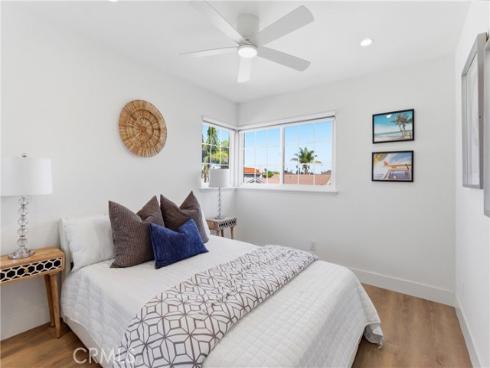 20621  Reef   Lane, Huntington Beach, CA