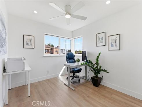 20621  Reef   Lane, Huntington Beach, CA