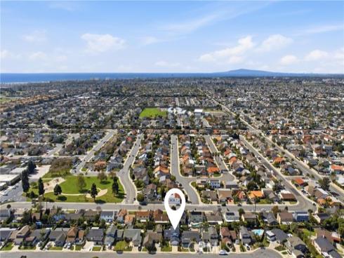 20621  Reef   Lane, Huntington Beach, CA