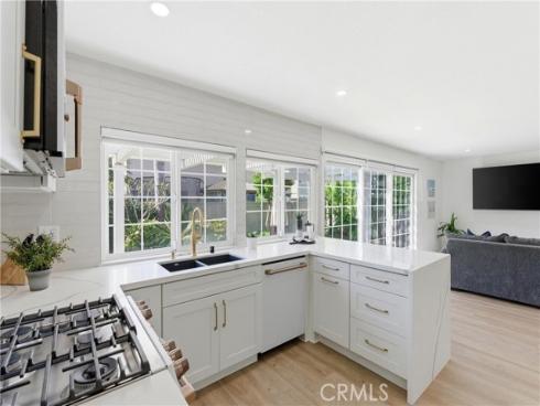 20621  Reef   Lane, Huntington Beach, CA