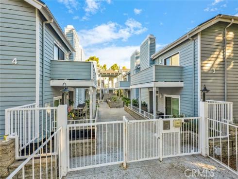 16960  Algonquin  3-204 , Huntington Beach, CA