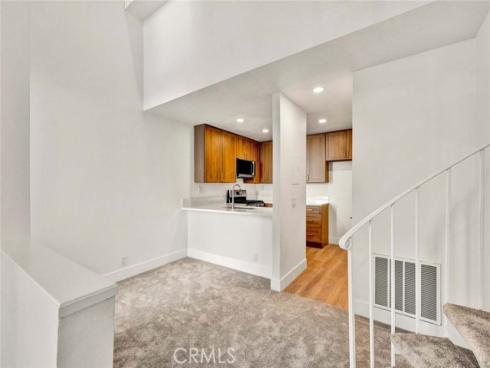 16960  Algonquin  3-204 , Huntington Beach, CA