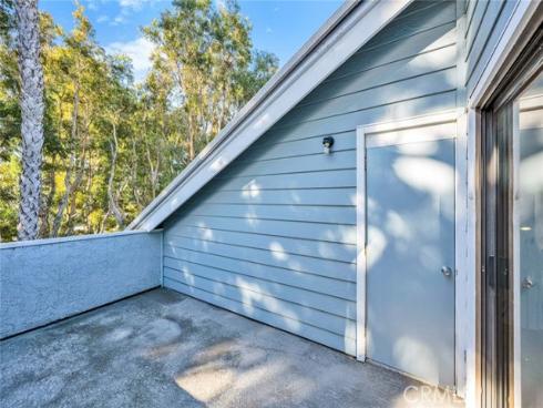 16960  Algonquin  3-204 , Huntington Beach, CA