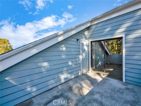 16960  Algonquin  3-204 , Huntington Beach, CA