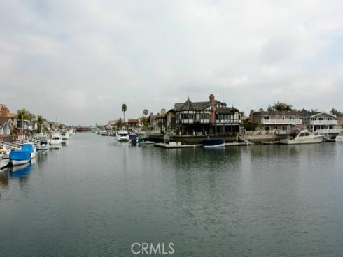 16960  Algonquin  3-204 , Huntington Beach, CA