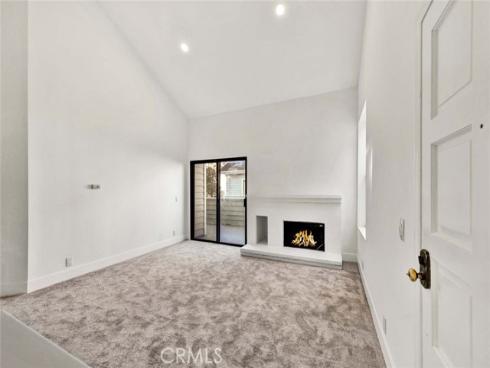 16960  Algonquin  3-204 , Huntington Beach, CA