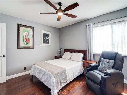 8788  Coral Springs  207F  Court, Huntington Beach, CA