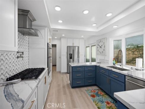 3581  Aquarius  , Huntington Beach, CA