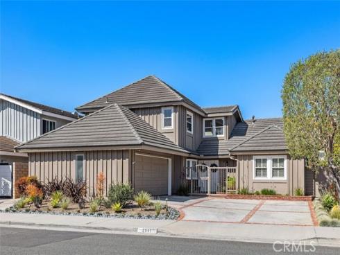 3581  Aquarius  , Huntington Beach, CA