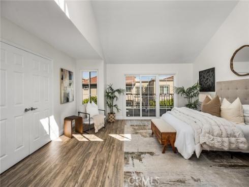 19275  Meadowood Circle  , Huntington Beach, CA