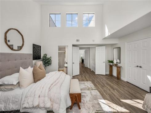 19275  Meadowood Circle  , Huntington Beach, CA