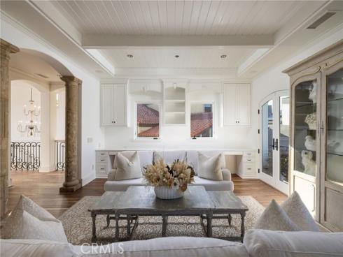 16111  Santa Barbara   Lane, Huntington Beach, CA