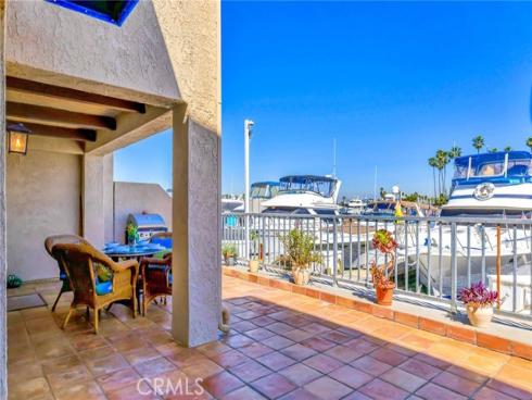 3207  Moritz  41  Drive, Huntington Beach, CA
