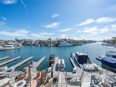 16114  Bonaire   Circle, Huntington Beach, CA