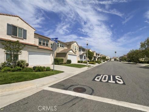 5721  Windbourne  , Huntington Beach, CA