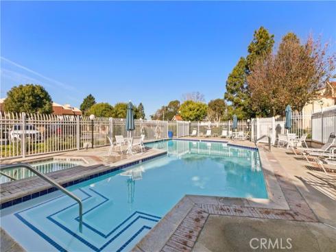 16581  Grunion Lane  204 , Huntington Beach, CA