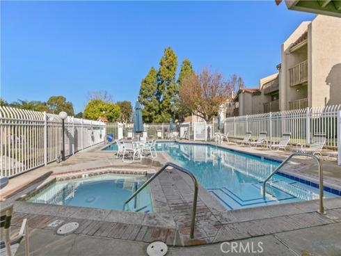 16581  Grunion Lane  204 , Huntington Beach, CA
