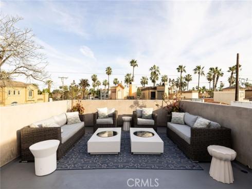 428  7th  , Huntington Beach, CA