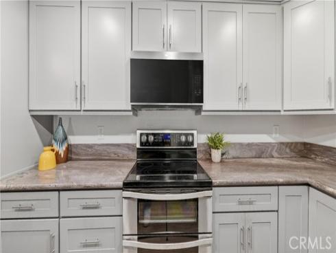 21372  Brookhurst  626 , Huntington Beach, CA