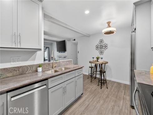 21372  Brookhurst  626 , Huntington Beach, CA