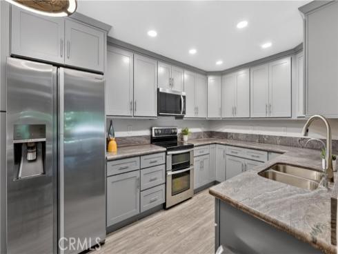 21372  Brookhurst  626 , Huntington Beach, CA