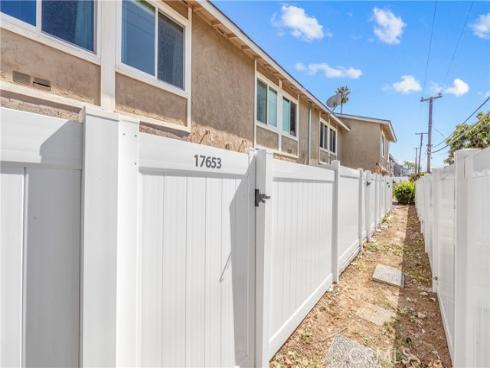 17653  Brittany Lane  91 , Huntington Beach, CA