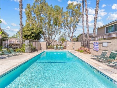 17653  Brittany Lane  91 , Huntington Beach, CA