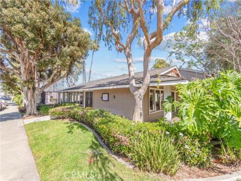 17653  Brittany Lane  91 , Huntington Beach, CA