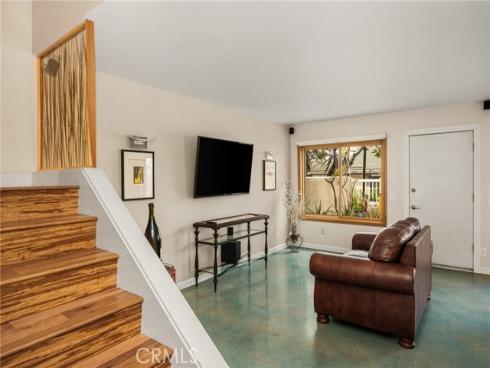 19081  Flagship Cir  , Huntington Beach, CA