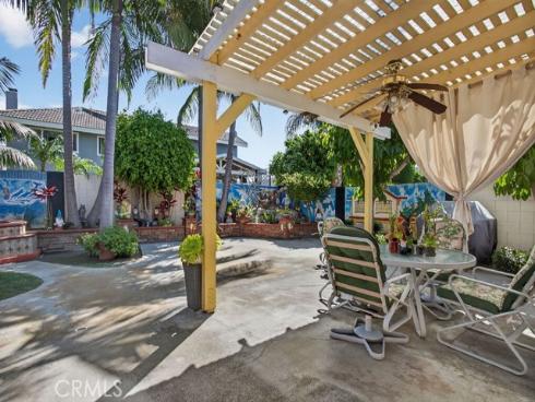 20302  Craimer  , Huntington Beach, CA